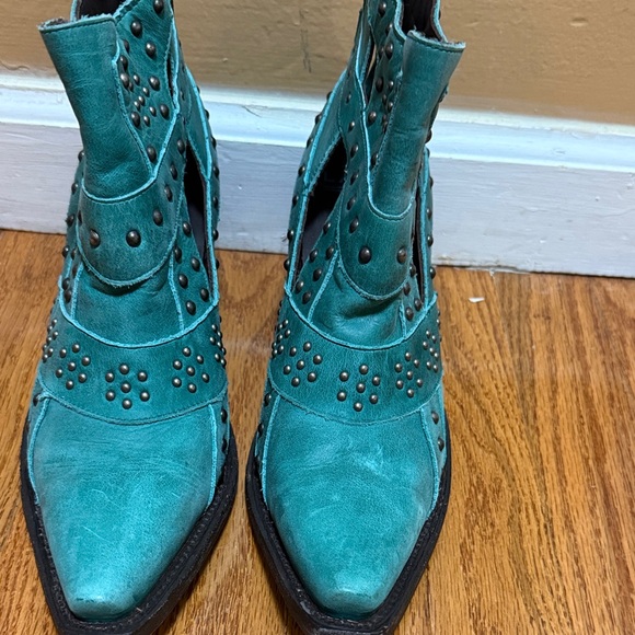 Stylish Teal Ankle Boots with Studs - Picture 6 of 6